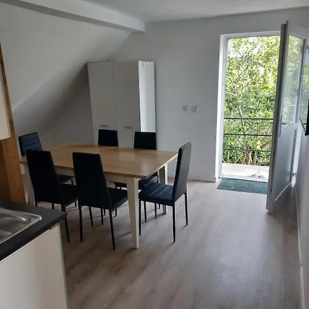 Appartement Szary 0 *
